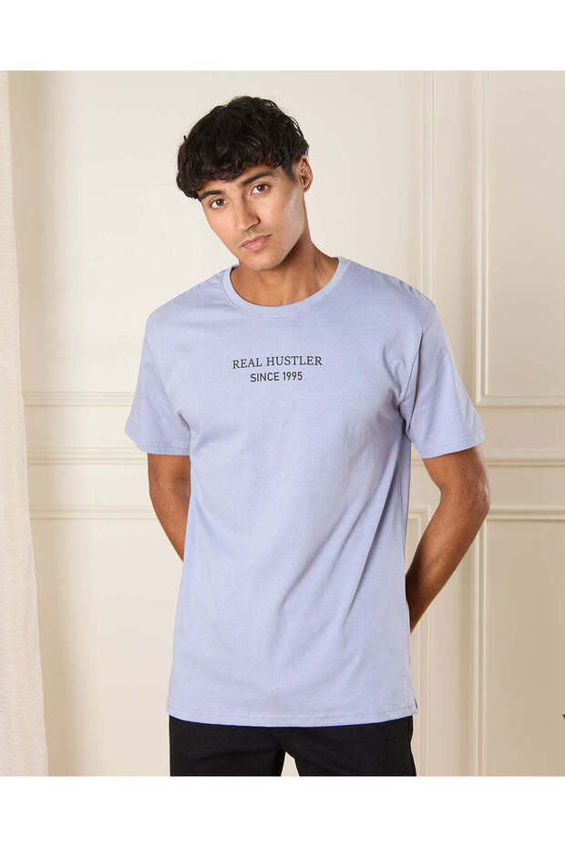 تي شيرت رجالي أساسي باللون الأرجواني - 1