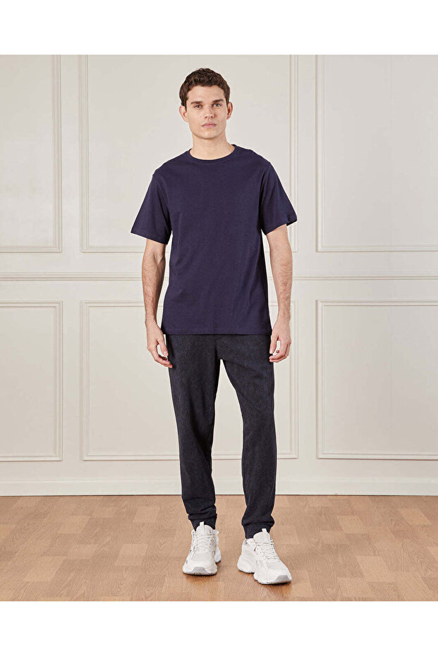 Men Navy Basic Solid T-Shirt - 2