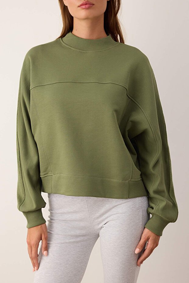 Haki Oversize/Geniş Kalıp Dik Yaka Kalın İçi Polarlı Örme Sweatshirt TWOAW26SW00205 - 3