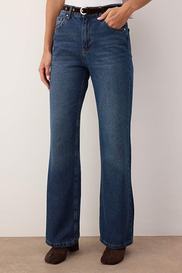 Koyu Mavi Kemerli Yüksek Bel Wide Leg Jeans TWOAW26JE00253 - 1