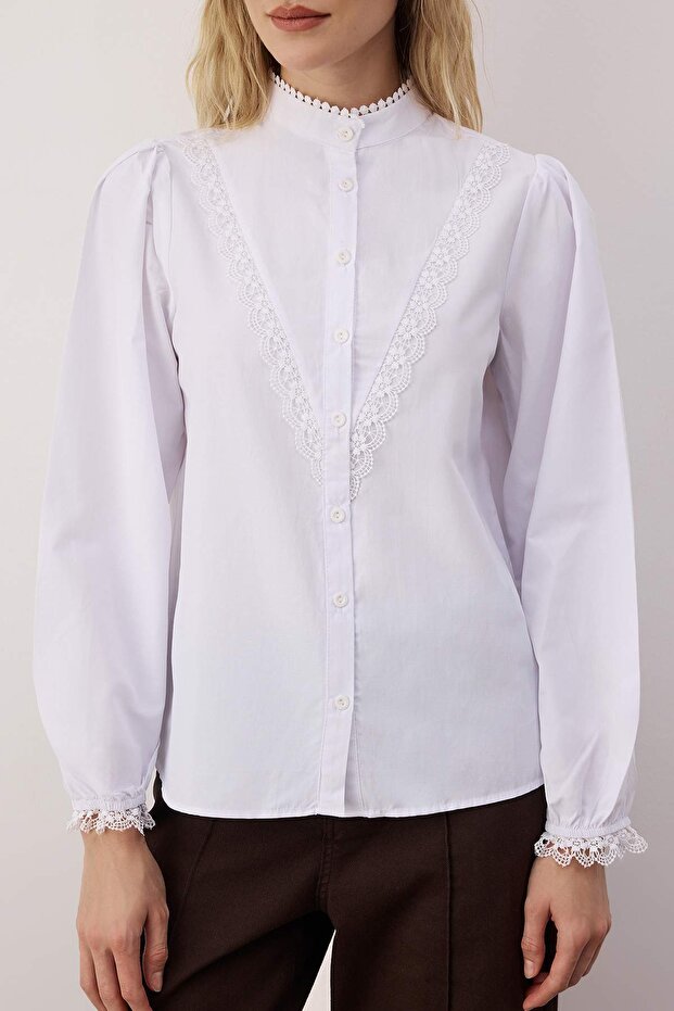 Beyaz Boho Dantel Detaylı Pamuklu Oversize Dokuma Gömlek TWOAW21GO0077 - 3