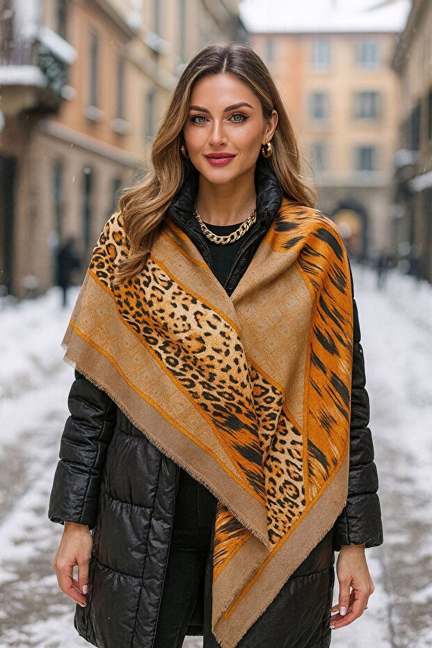 Şal de damă bej cu model - 1