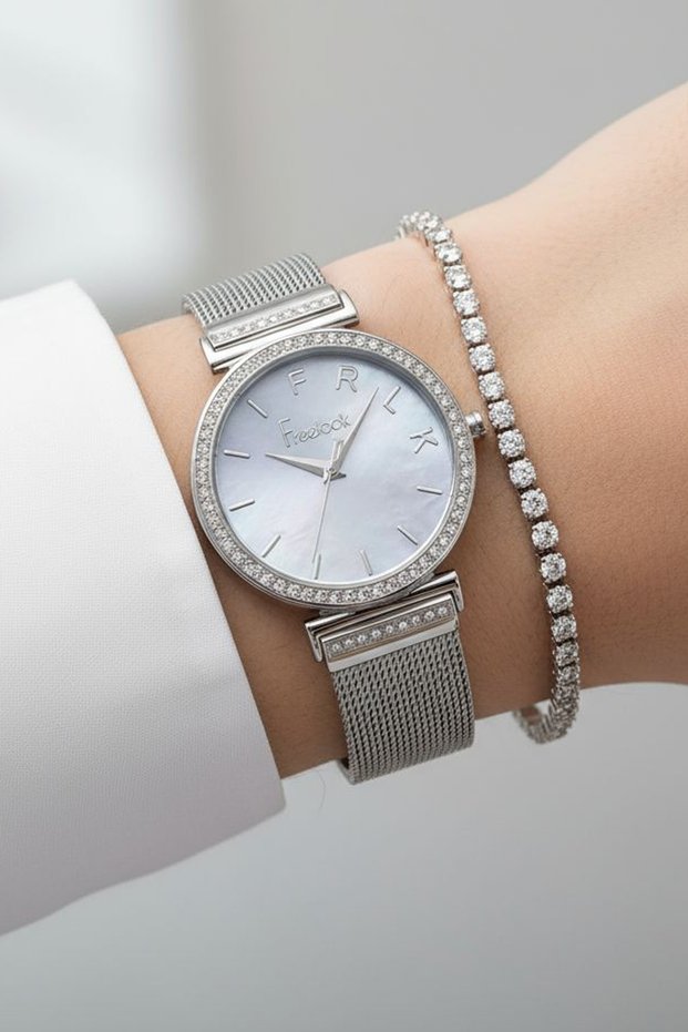 Freelook Mother of Pearl Dial Metallic Women's Wristwatch