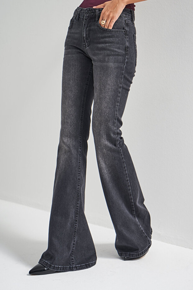 Női füstölt színű 2w5-1 Midrise Flare Fit belső hossz 83 cm Rugalmas szövet farmer farmer - 1