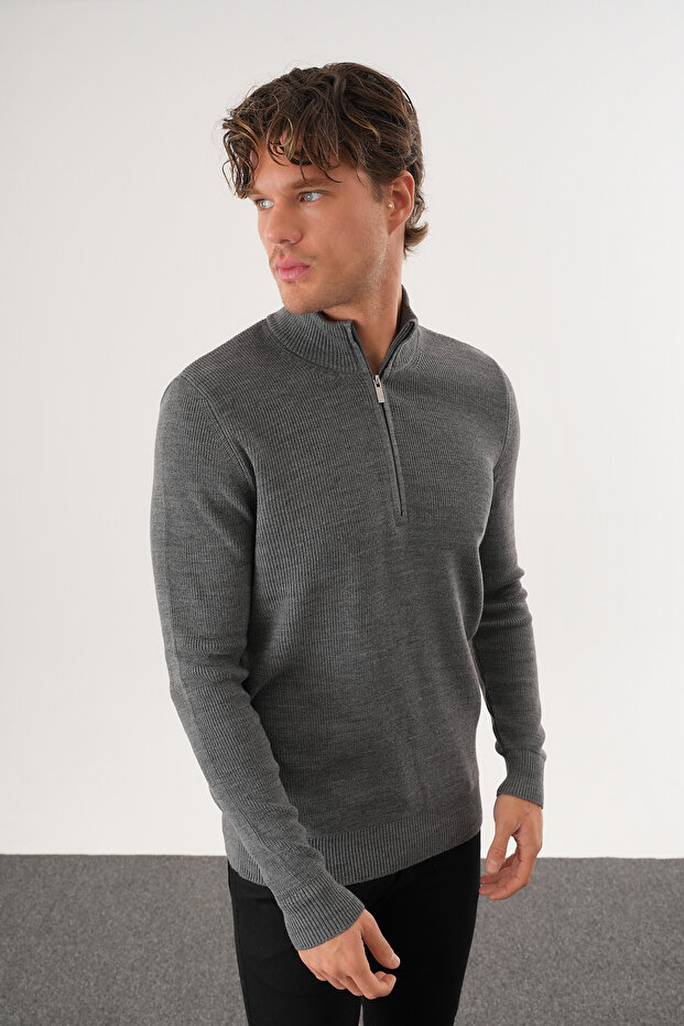 سترة تريكو أساسية للرجال بقصة عادية ونصف سحاب - 6