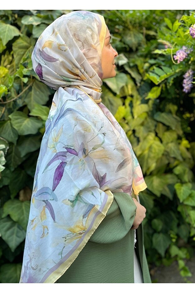 شال ناعم منقوش بالزهور - 3