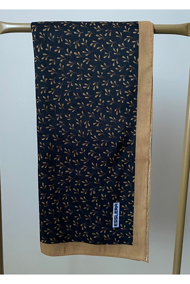 وشاح ناعم بنمط أوراق الشجر باللون البني - 5