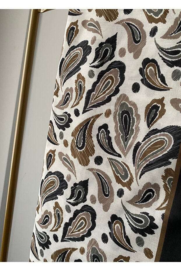 وشاح من القطن الأسود الناعم - 3