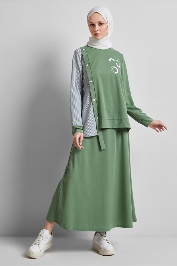 Skirted Tracksuit Set 44747
