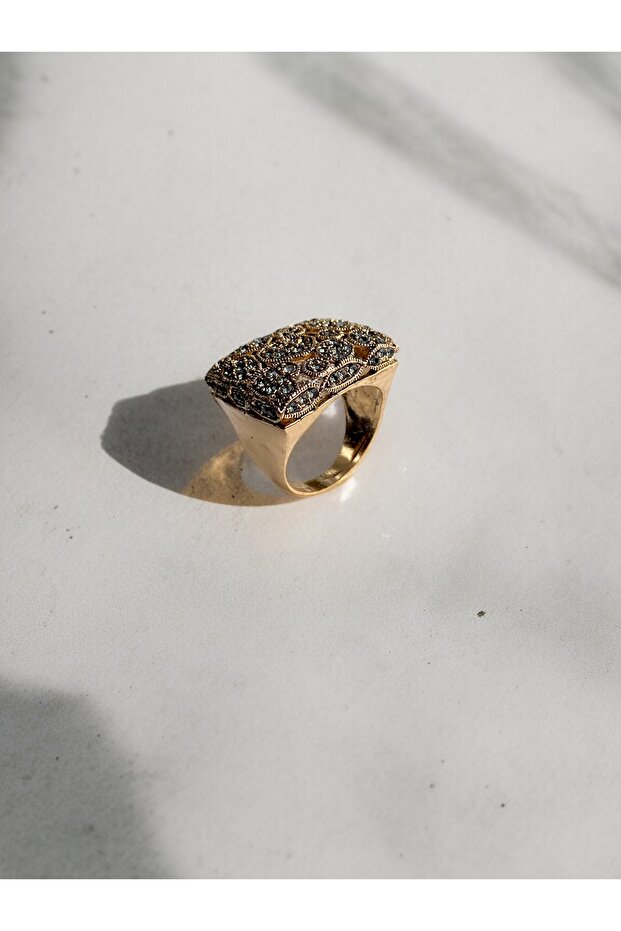 Crystal Stone Heart Motif Rectangular Ring - 1