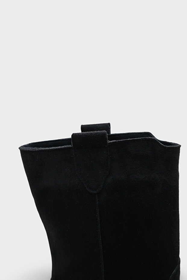 Emmye Kadın Bot - 5