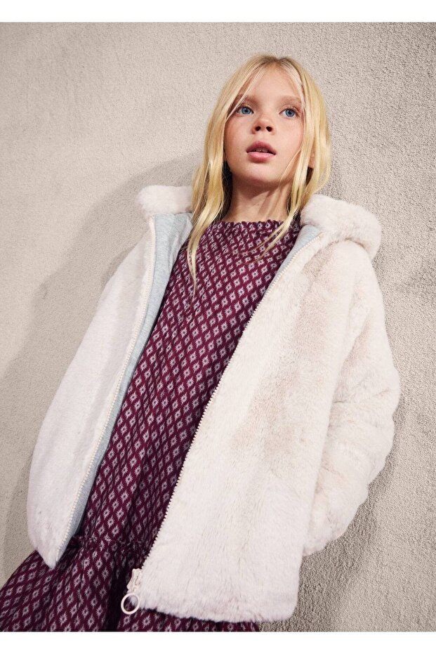 Kürklü kapüşonlu palto - 5