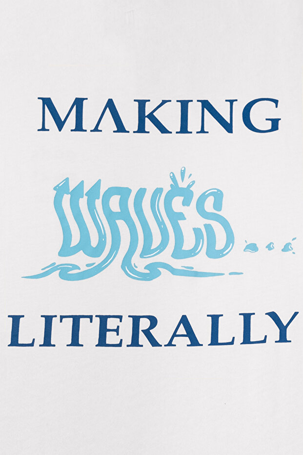Making Waves… Literally (Unisex Tişört) - 6