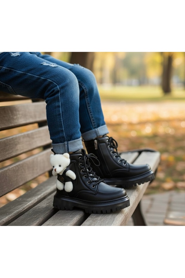 Sevimli Ayıcık Desenli Kız Çocuk Bot – Rahat, Şık ve Kaymaz Tabanlı - 1