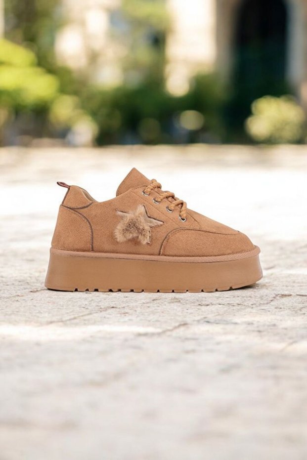 Thick Sole Lace-Up Star Detailed Women's Winter Sneaker Sports Shoes