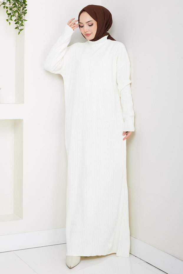 Geripptes Strickkleid Weiß HM2247