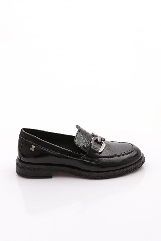 2411512Y Women's Leather Casual Shoes