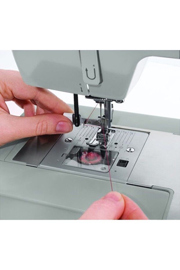 Singer 4423 Sewing Machine - 2