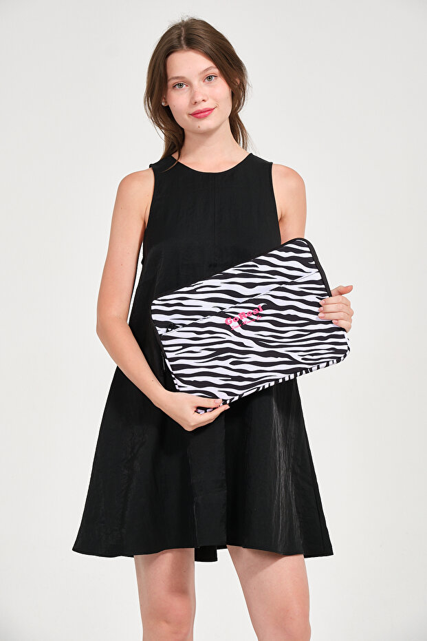 Zebra Laptop Çantası