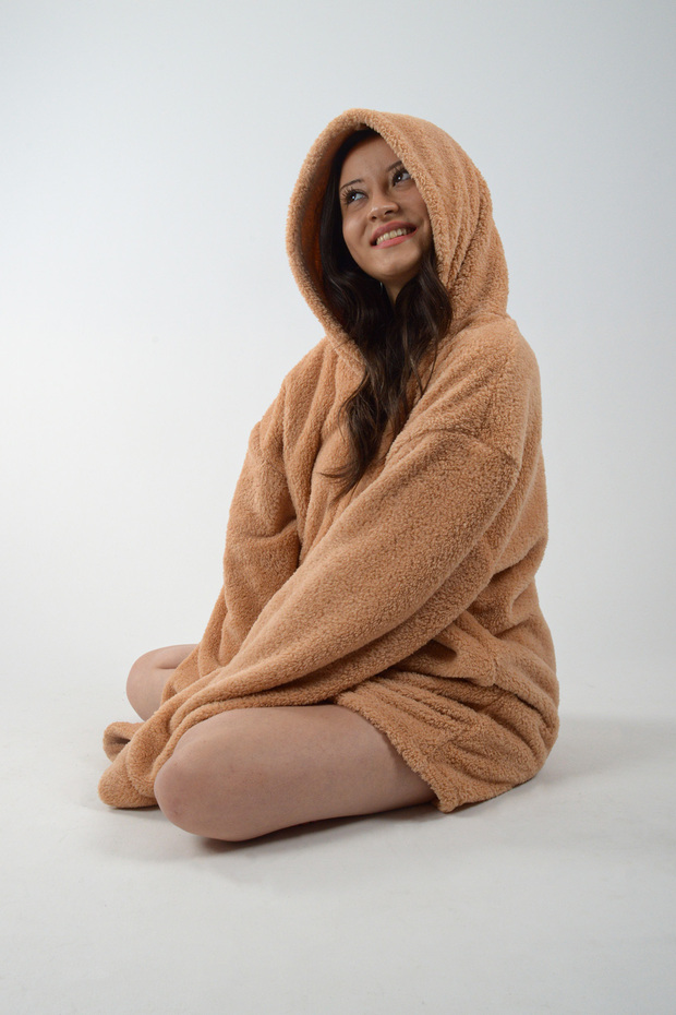 Welsoft Hooded Wearable Tv Blanket 1 Piece Unisex Plush Oversized Poncho Robe
