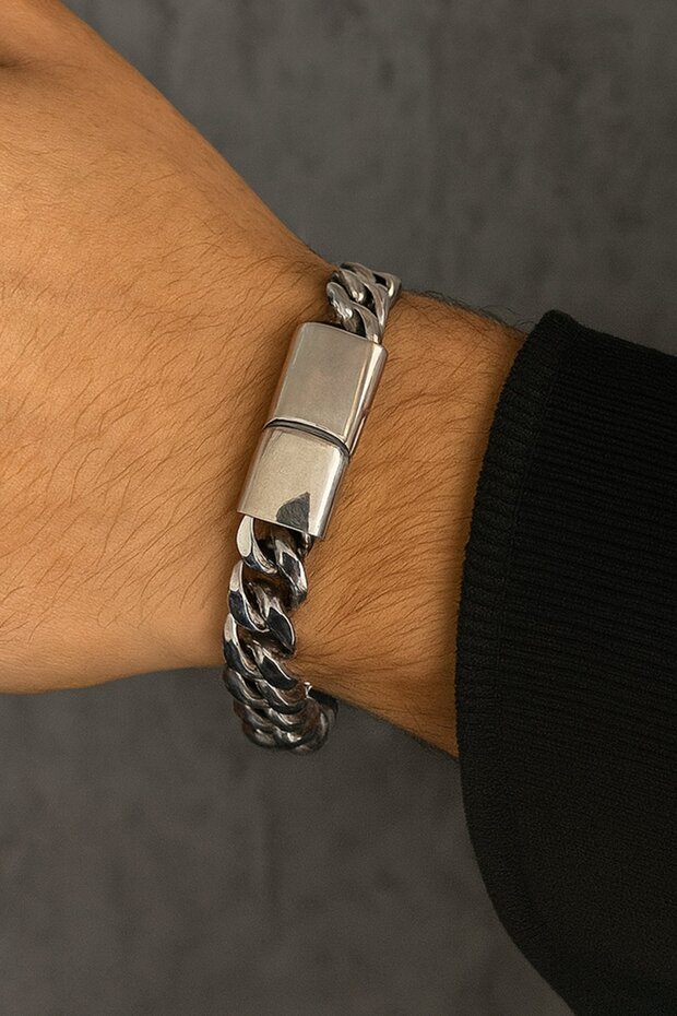 Silver Color Chain Detailed Steel Men's Bracelet