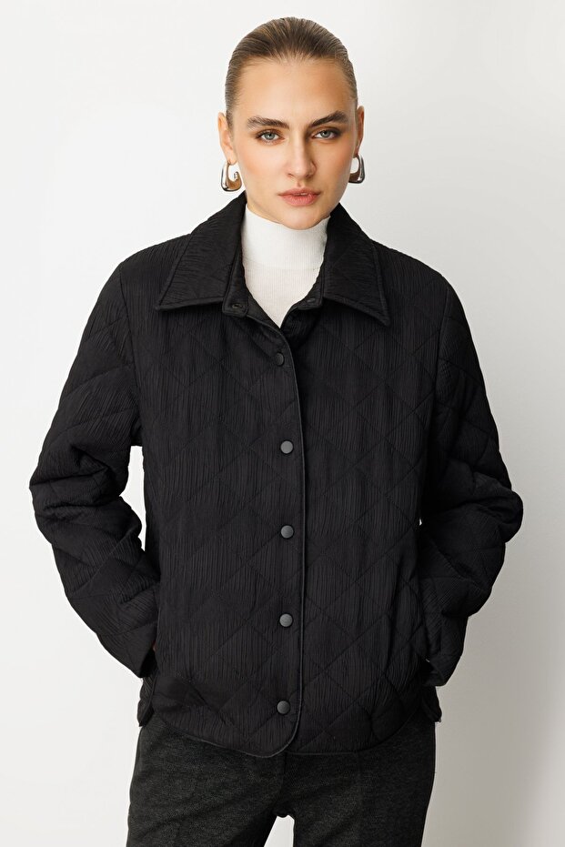 معطف بقماش محبب مع أزرار كبس - 1