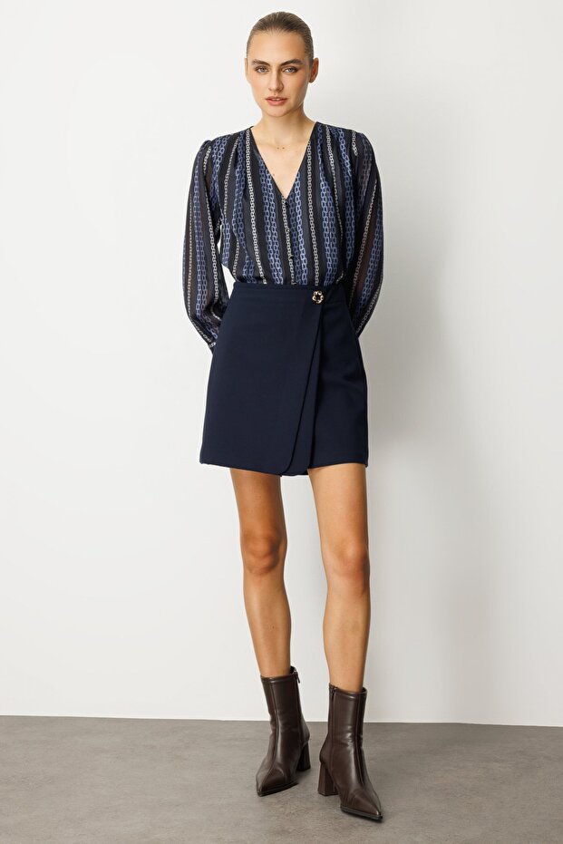 Beli Broşlu Şort Etek - 3