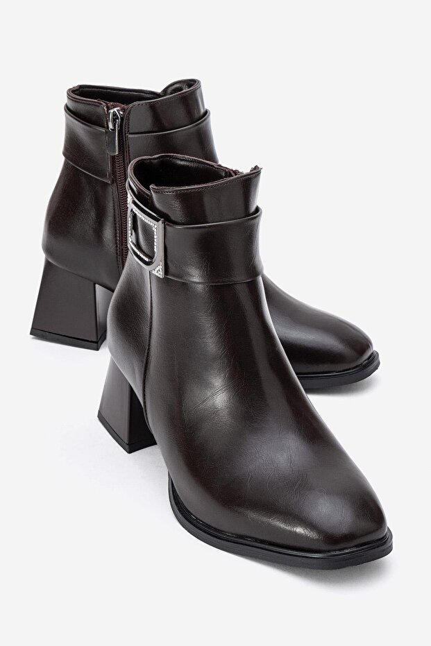 Simple Square Buckle Blunt Toe Heeled Boots Brown Leather