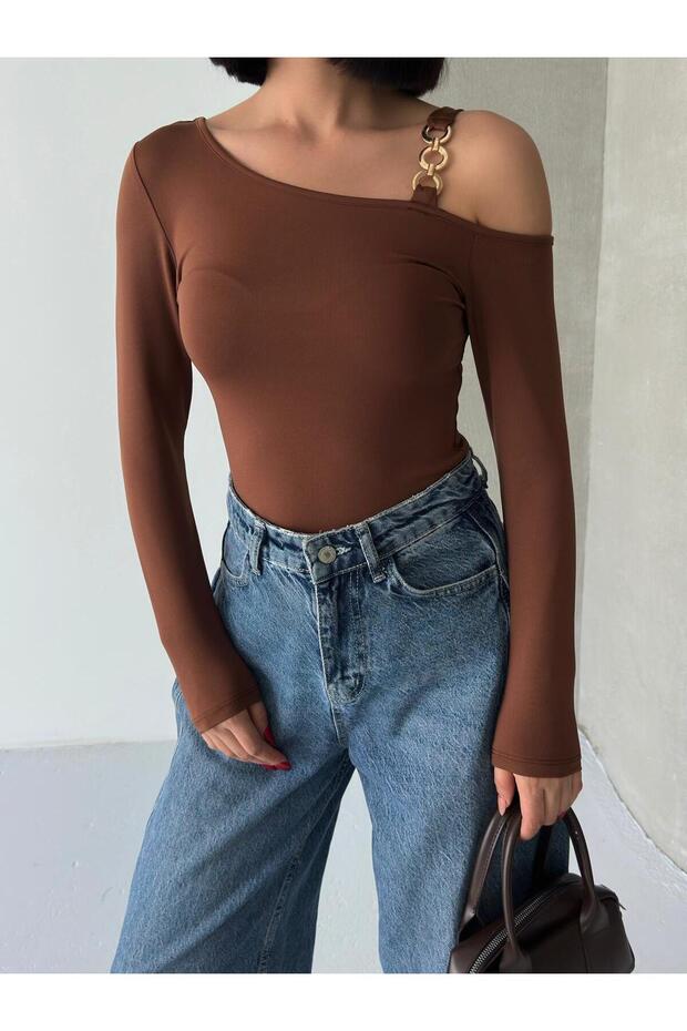 Asymmetrical Neckline Accessory Detail Shoulder Strap Long Sleeve Stylish Diver Blouse