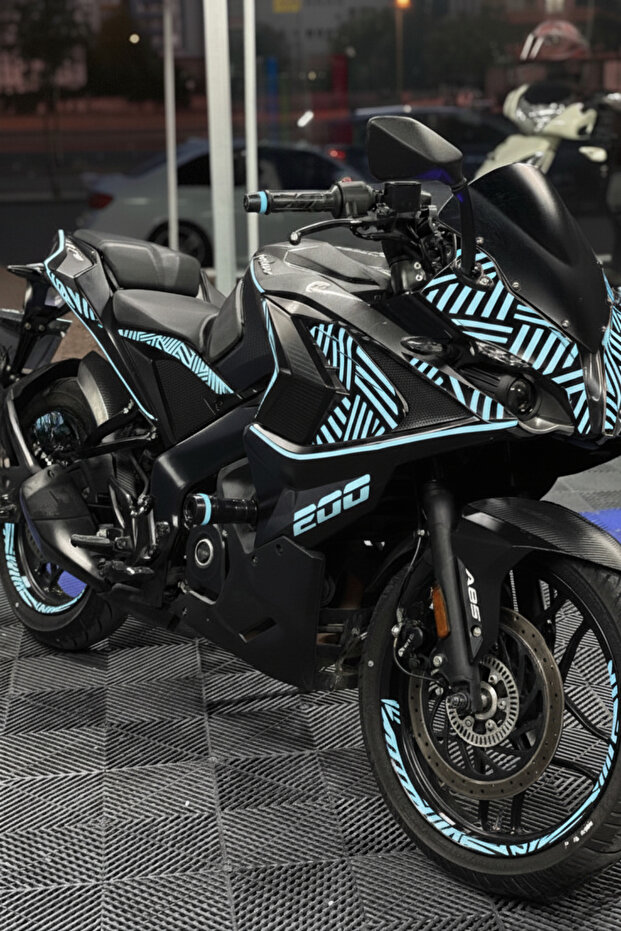 مجموعة كاملة من مطبوع ملصقات لـ Bajaj Pulsar RS200