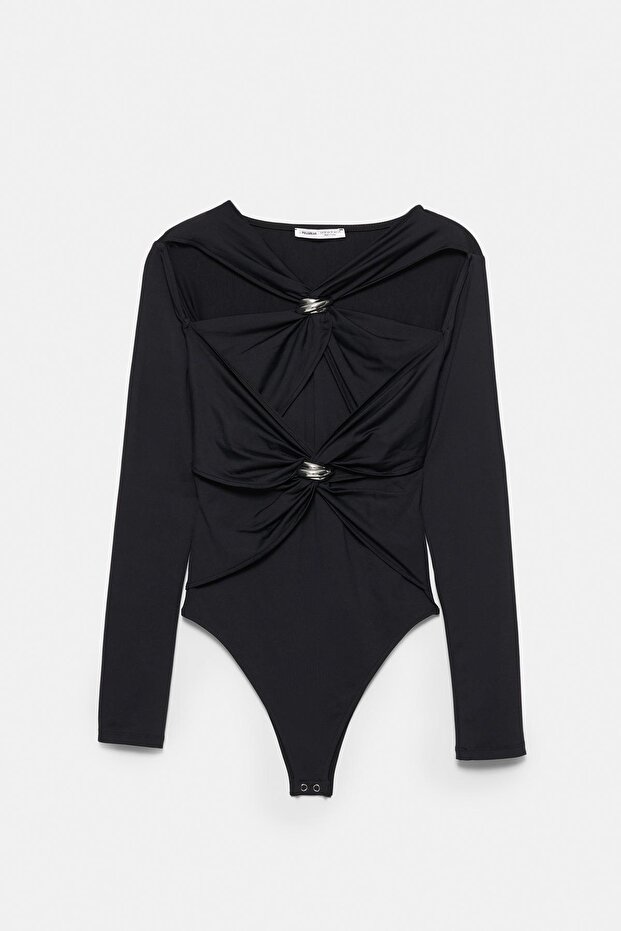 Büzgülü aplikeli body - 7