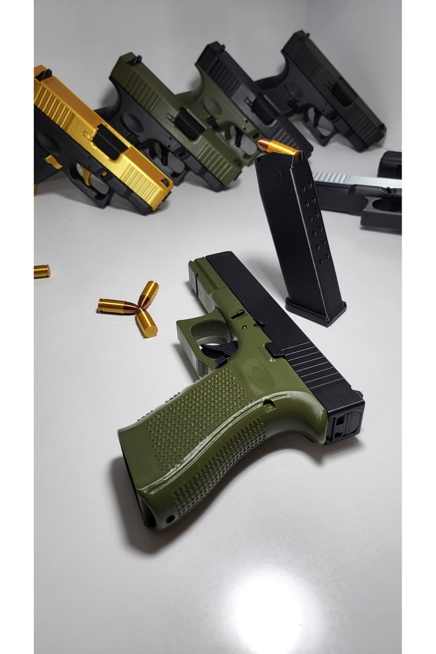 Glock 17 Oyuncak Maket 3D Baskı - 1