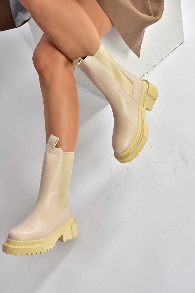 V652549009 Beige Thick Soled Women's Boots with Rubber Detail