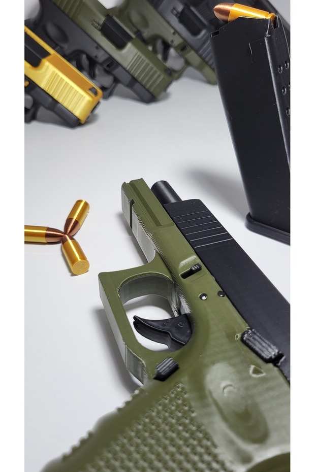 Glock 17 Oyuncak Maket 3D Baskı - 3