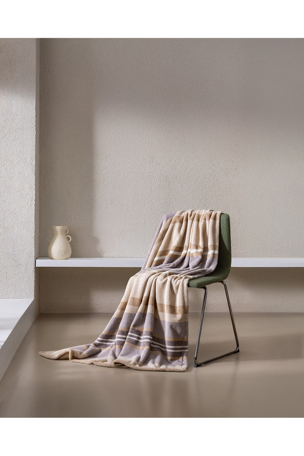 Mozel Welsoft Printed Tv Blanket - Beige/Grey