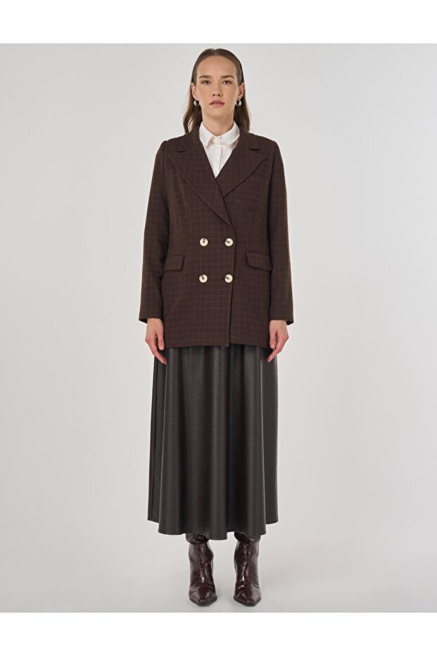 سترة بليزر بنمط منقوش باللون البني الداكن - 2