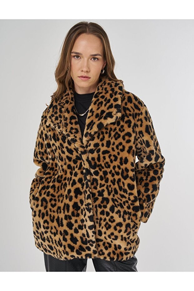 Leopard Pattern Plush Coat Beige - 1