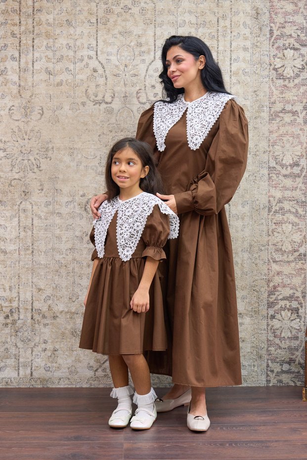 Vintage Detachable Collar Dark Brown Poplin Pleated Mother-Daughter Matching Set (SOLD INDIVIDUALLY)