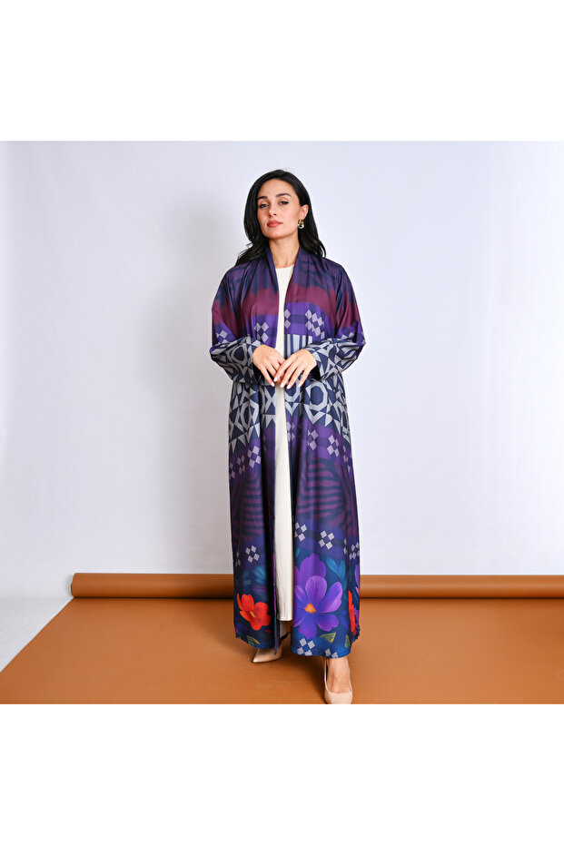 Quarter-length abaya made of chiffon fabric with random patterns - 3