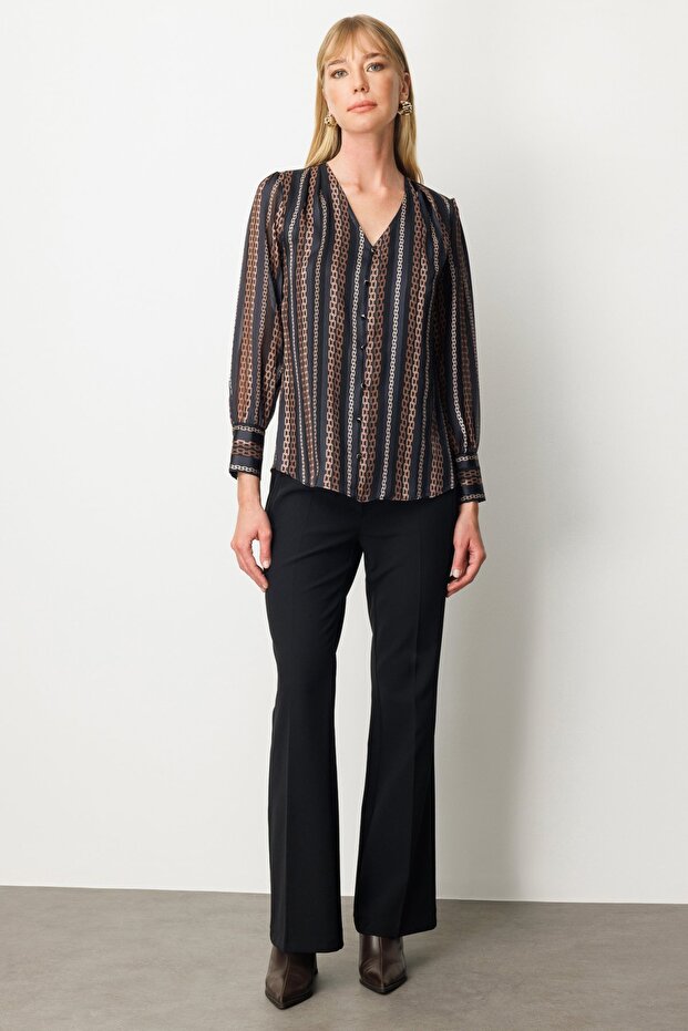 Decorated Buttoned Patterned Blouse - 4