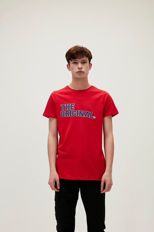 21.01.07.052-C54 the Original Men's T-Shirt Red