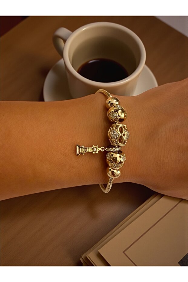 Special Series Multi-Charm Bracelet (19 cm)