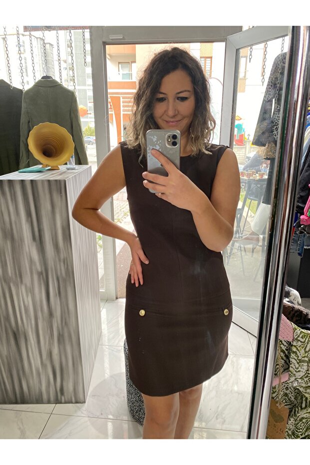 Kahve elbise - 1
