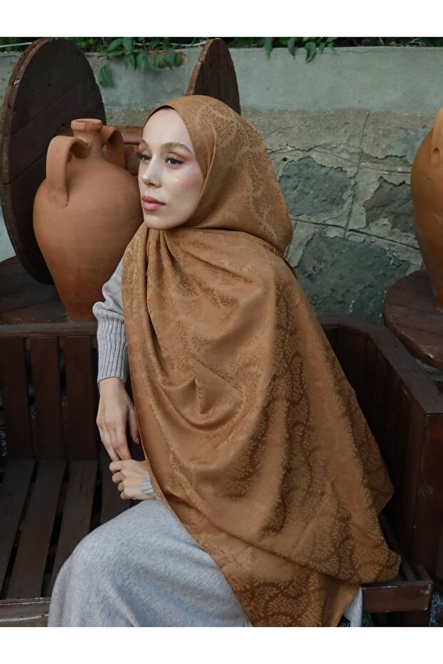 Hazan Pattern Silky Jacquard Shawl