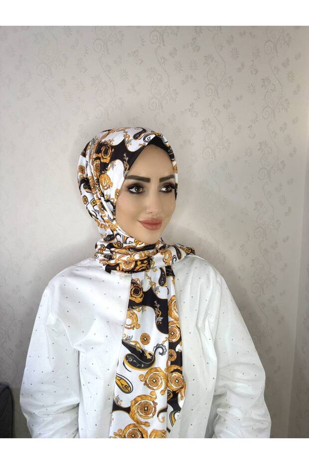 Dp25 Patterned Pera Ready-To-Wear Shawl with Snap Fasteners from the Chin Gold