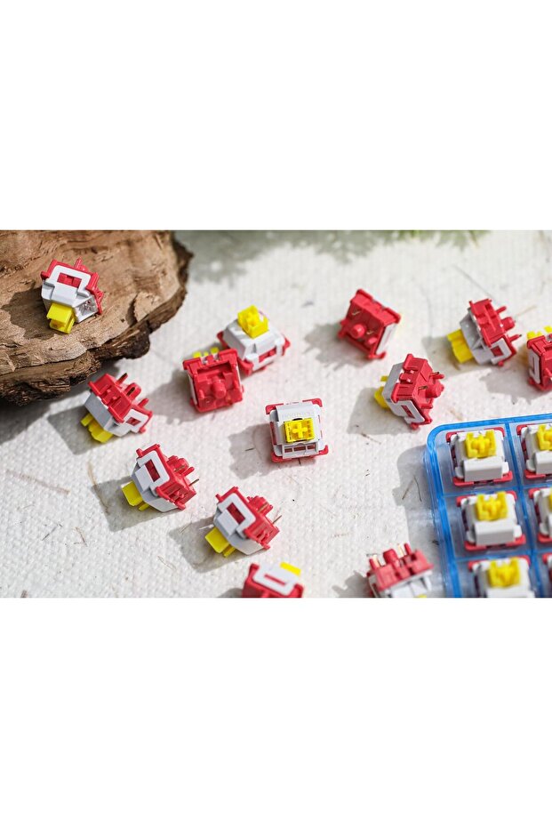 x LEOBOG Nimbus V3 Keyboard Switches, 35 pcs, 34gf Linear, Factory Lubed, 5-pin, POM Stem - 8