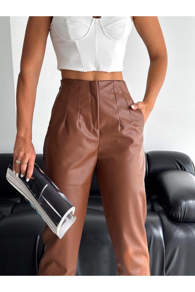 Women's Tredn Leather Pants with Pencil Waist and Zipper Closure