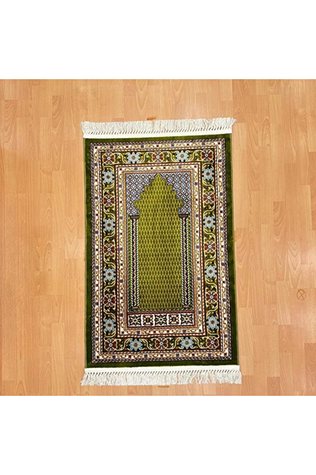 Lalezar Motifli Yünlü Seccade Yeşil
