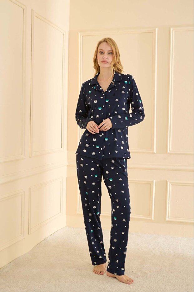 19103R556 طقم بيجامة بأزرار أمامية بنقشة القطط - 3