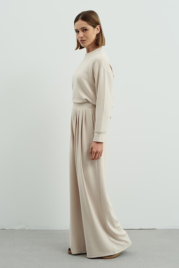Pure Touch Pleated Loose Pants Cc7006 Beige